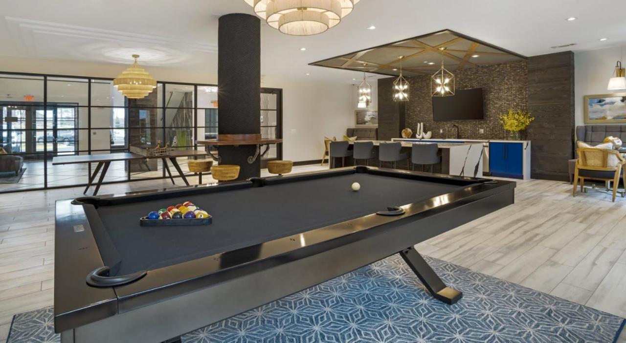 Appartamento Grand Luxury Premium Vaulted Ceilings Woodbridge Esterno foto
